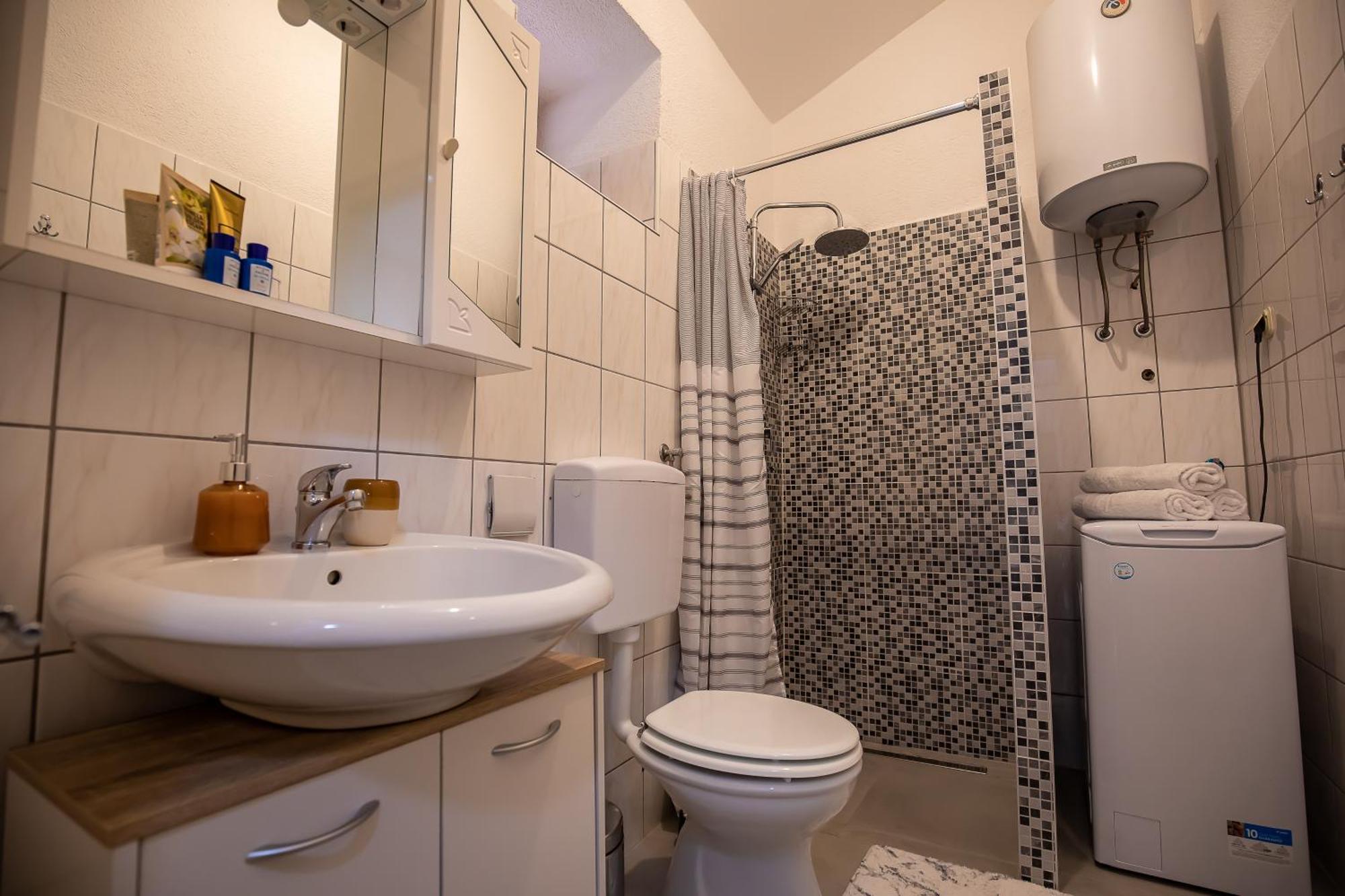 Studio Apartment Jemi Pula Exteriör bild